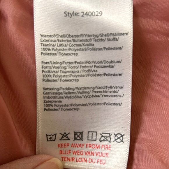 Gorgeous and warm kids winter coat with ruffles - sz 6 - Picture 7 of 10